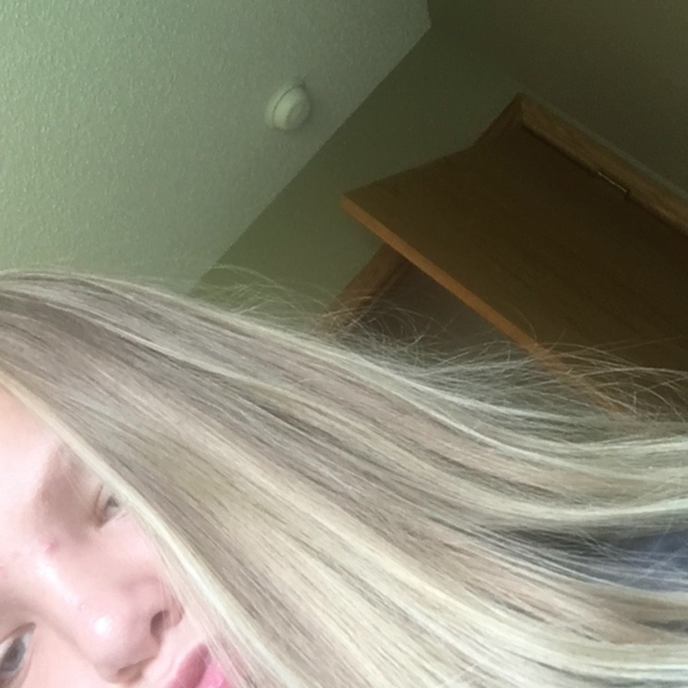 Meet your Posher, Klaire